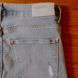 NEW! Never used distress light blue jeans